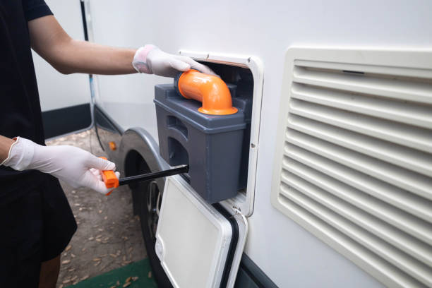 Best Portable restroom trailer rental  in Leadington, MO
